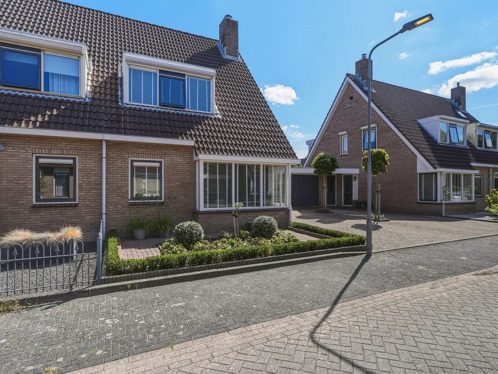 Noordeinde 8, KOUDEKERKE
