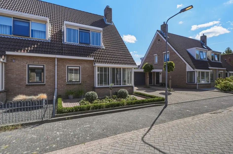 Noordeinde 8