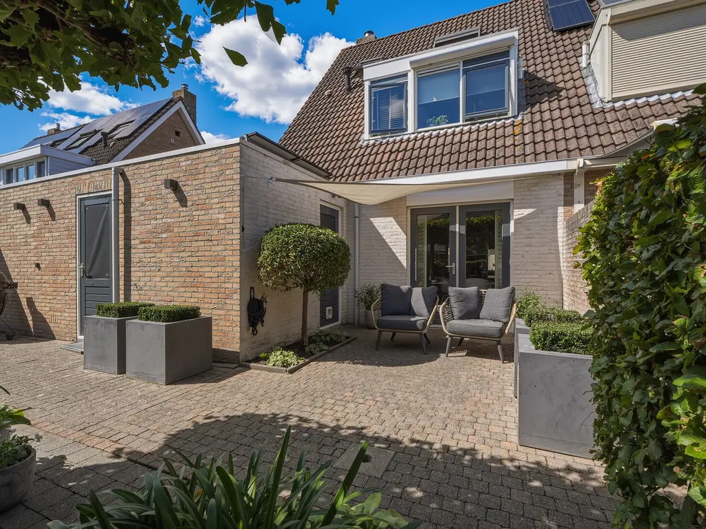 Noordeinde 8, KOUDEKERKE