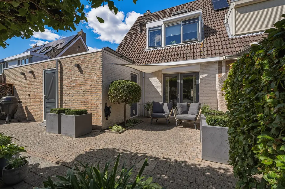 Noordeinde 8