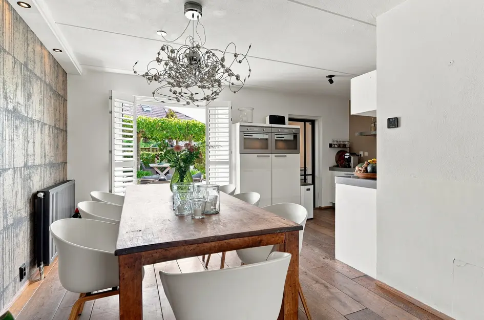 Noordeinde 8