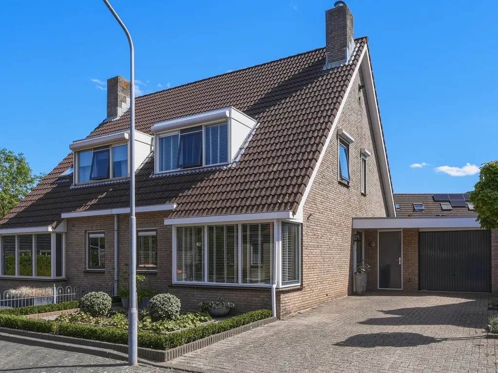 Noordeinde 8, KOUDEKERKE