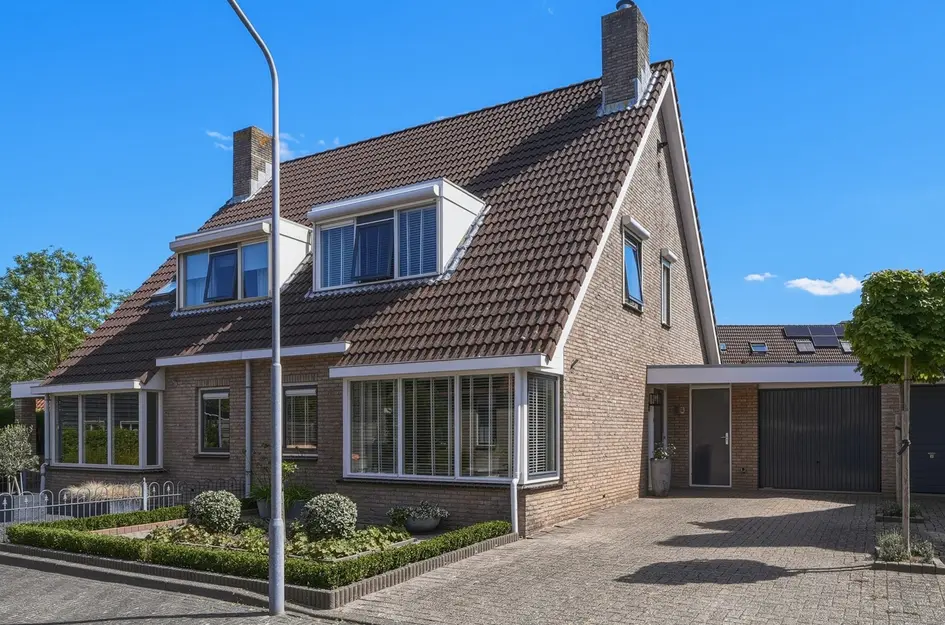 Noordeinde 8