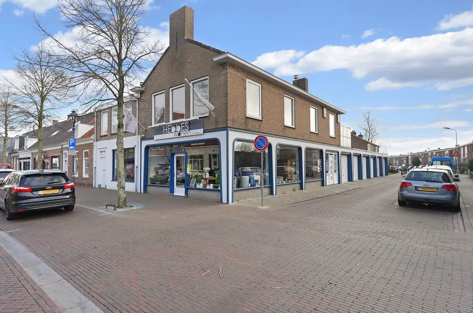 Kanaalstraat 23