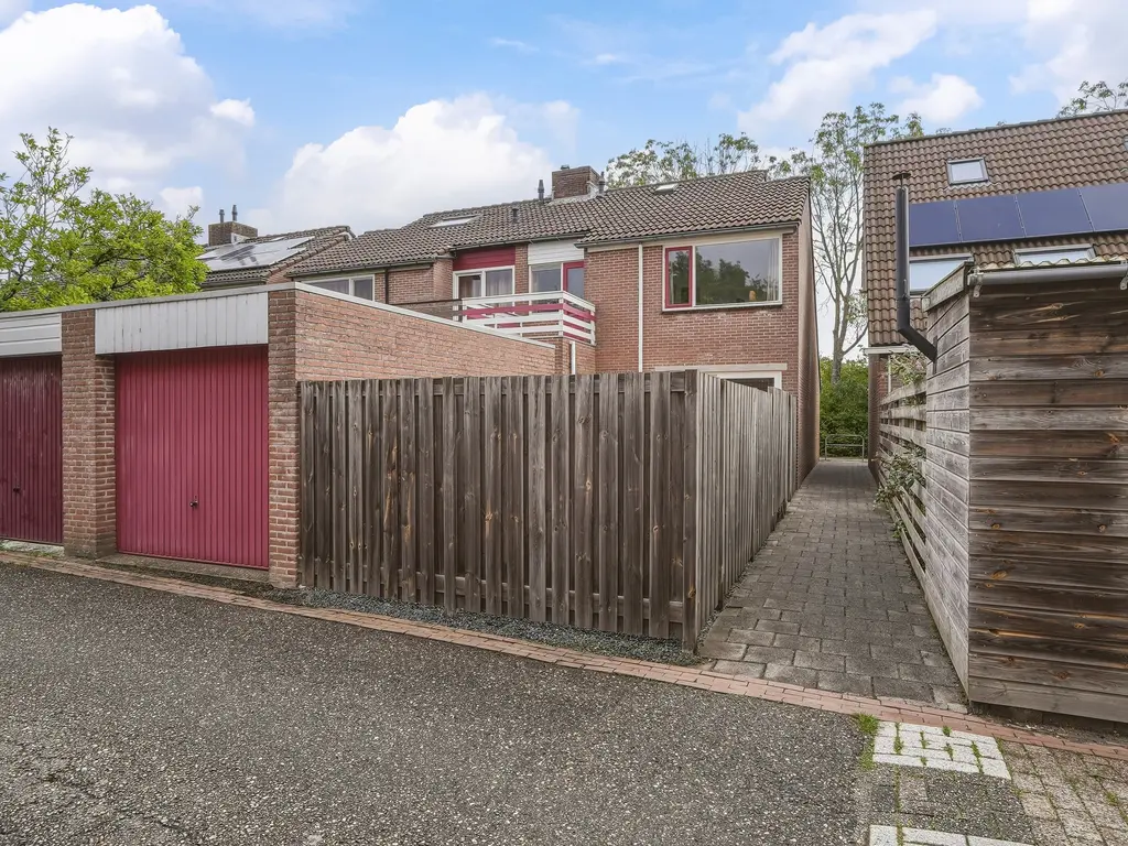Smaragd 49, MIDDELBURG