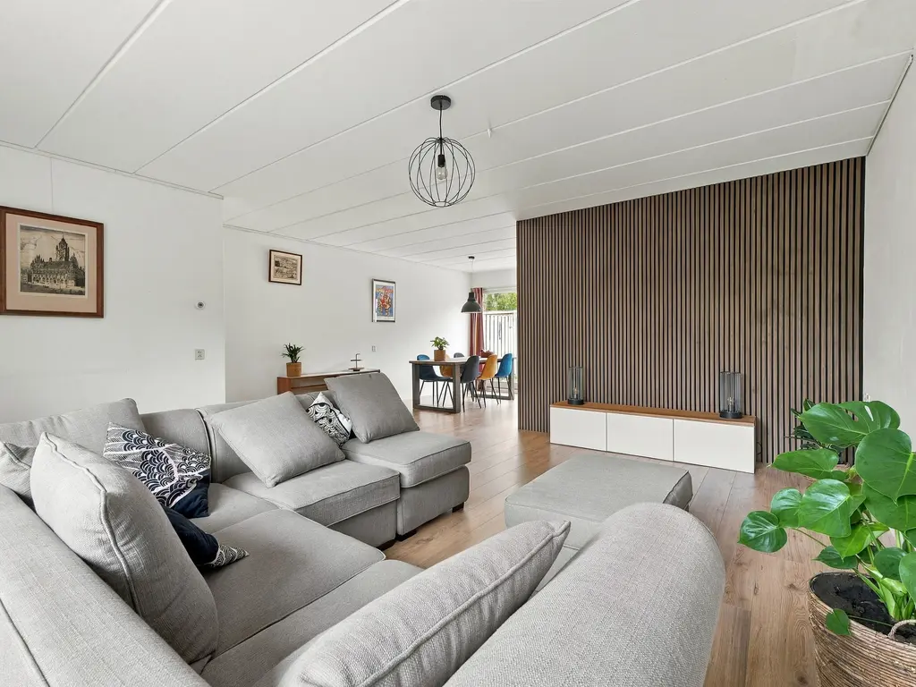 Smaragd 49, MIDDELBURG