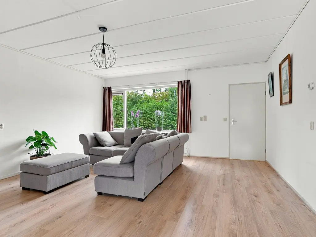 Smaragd 49, MIDDELBURG