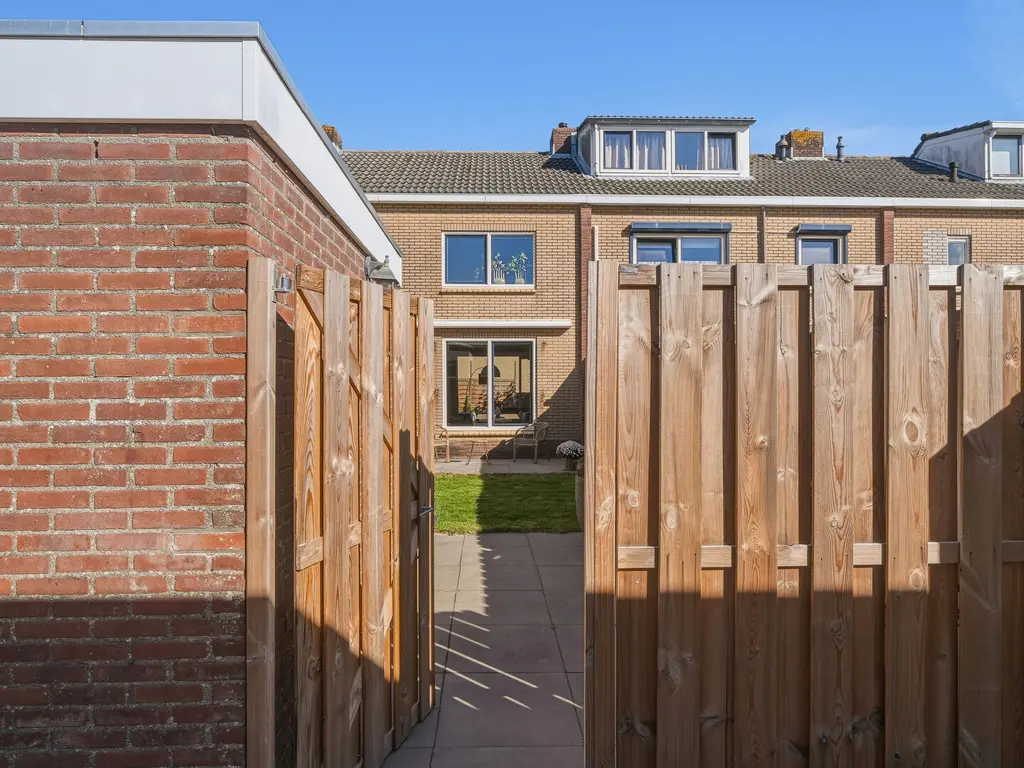 Esdoornstraat 45, OOST-SOUBURG