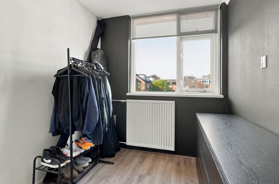 Tussenwoning te koop: Maximiliaan de Hennijnstraat 5, Serooskerke