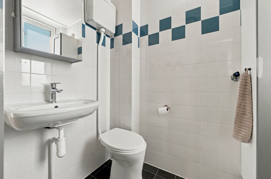 Tussenwoning te koop: Maximiliaan de Hennijnstraat 5, Serooskerke