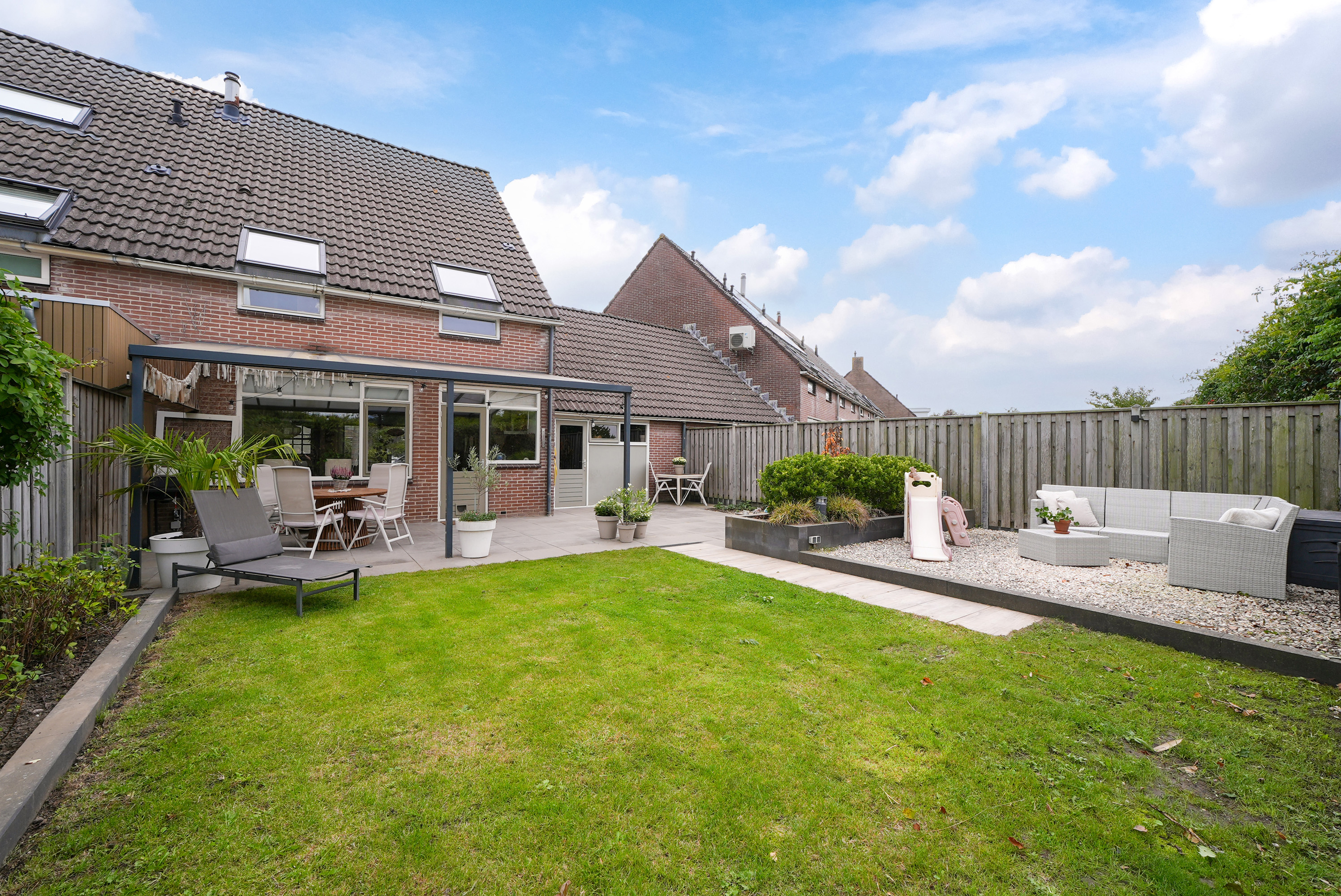 Tussenwoning te koop: Trix Terwindtstraat 21, Middelburg
