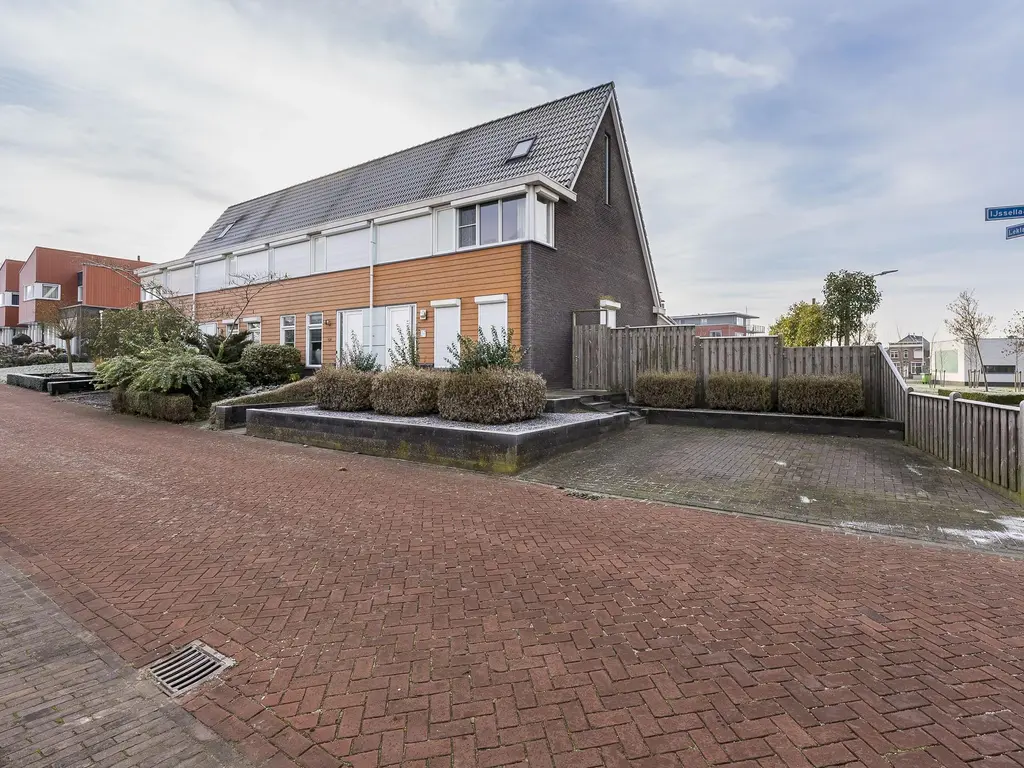 IJssellaan 1, HANSWEERT