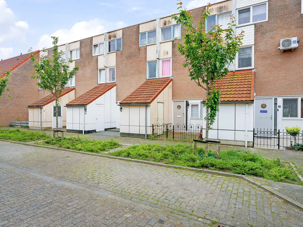 Toutenburg 35, VLISSINGEN