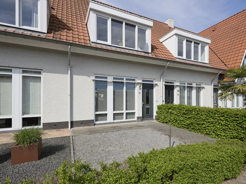 Vuurvlinder 19, TERNEUZEN