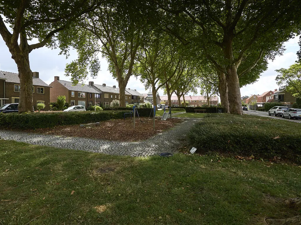 Wilhelminaplantsoen 24, TERNEUZEN