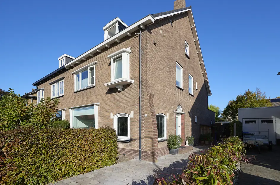 Leeuwenlaan 14