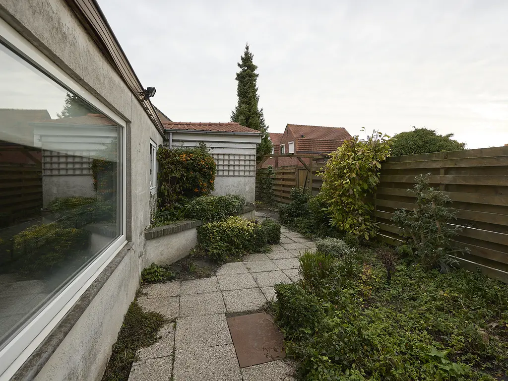 Westdam 77, SAS VAN GENT