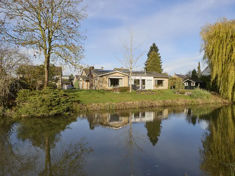 van Middelhovenstraat 42, AXEL