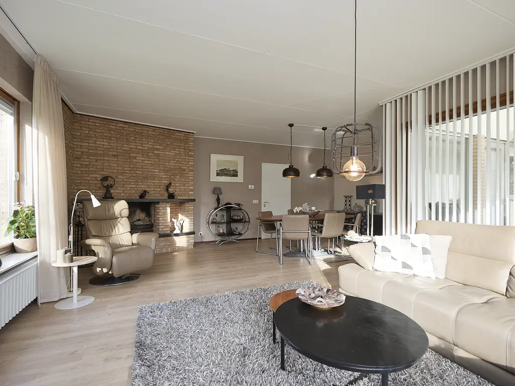 van Middelhovenstraat 42, AXEL