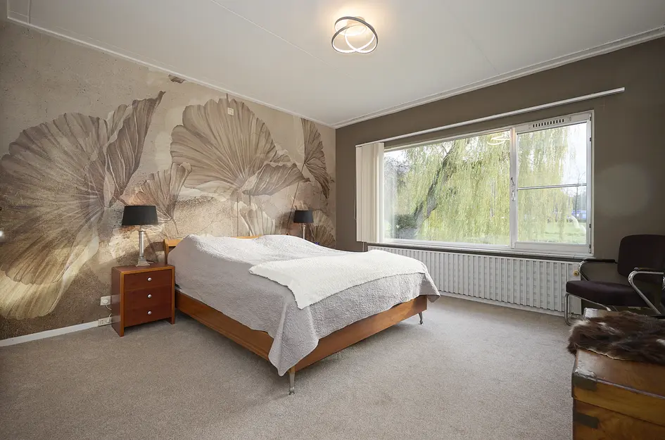 van Middelhovenstraat 42