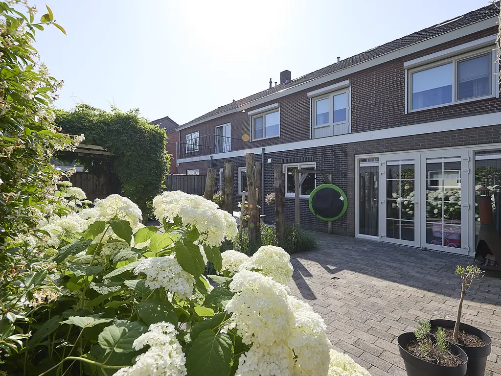 Voltastraat 2, TERNEUZEN