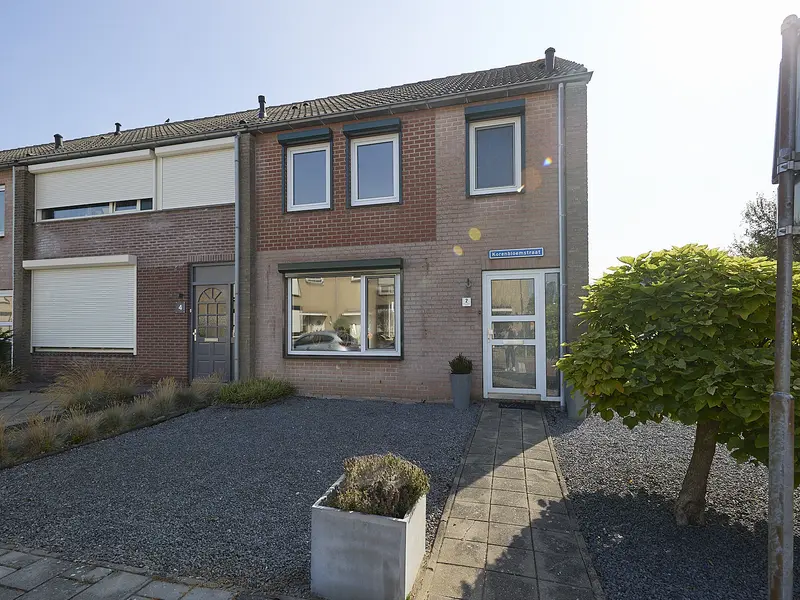 Korenbloemstraat 2, Hoek