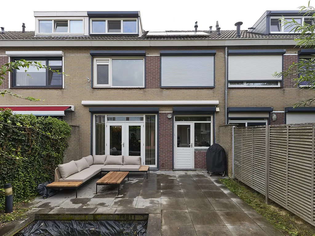 Madame Curiestraat 16, TERNEUZEN