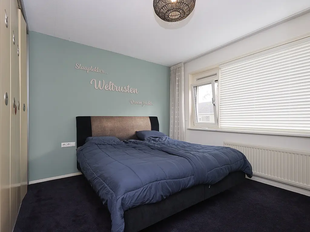 Madame Curiestraat 16, TERNEUZEN