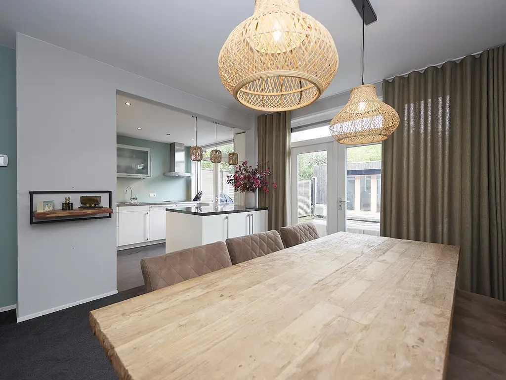 Madame Curiestraat 16, TERNEUZEN