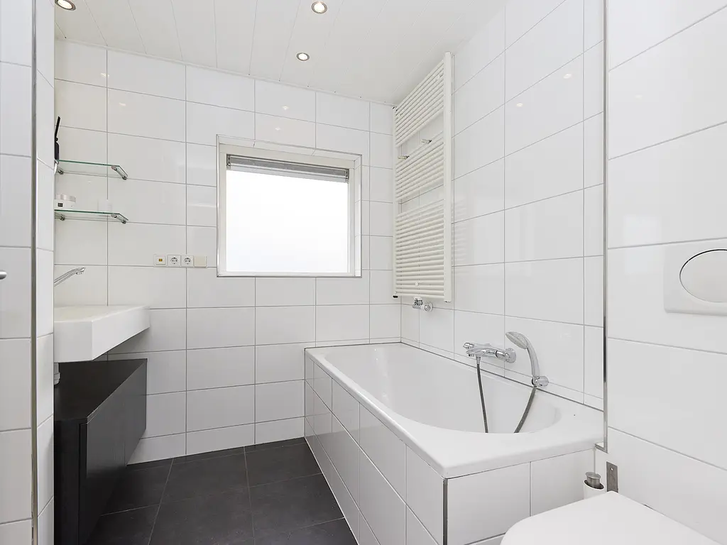 Madame Curiestraat 16, TERNEUZEN