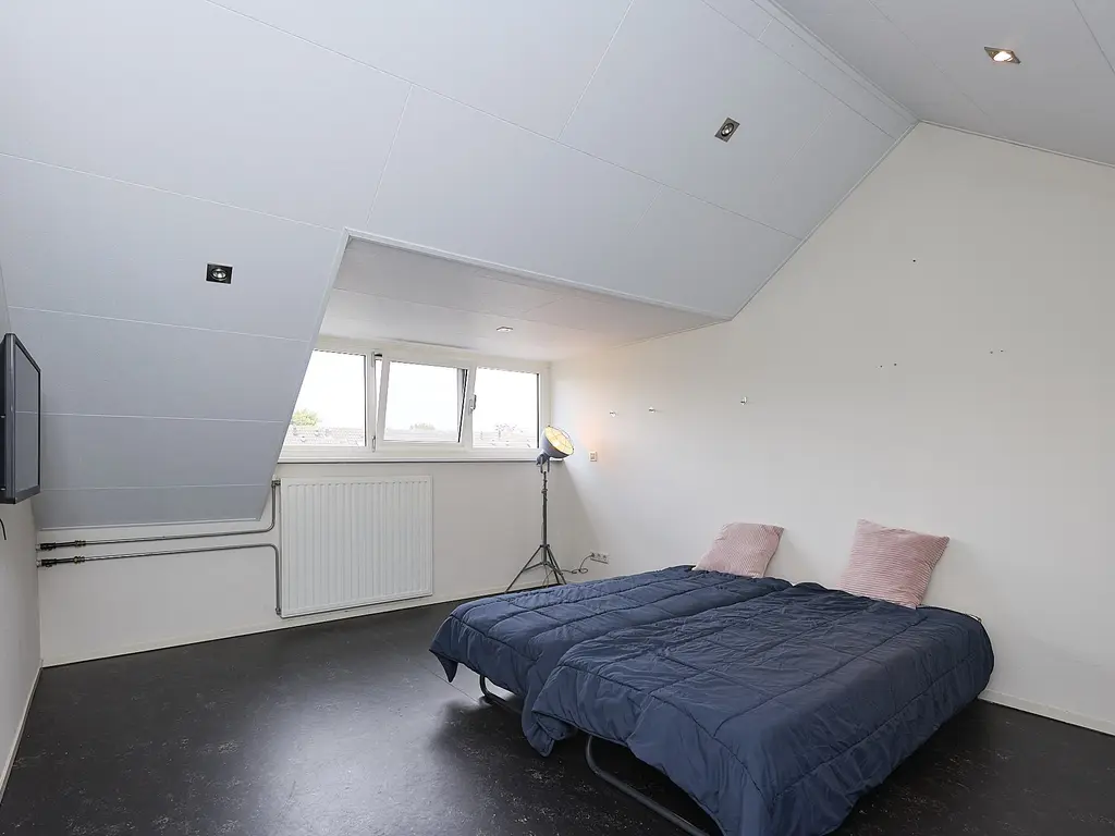 Madame Curiestraat 16, TERNEUZEN