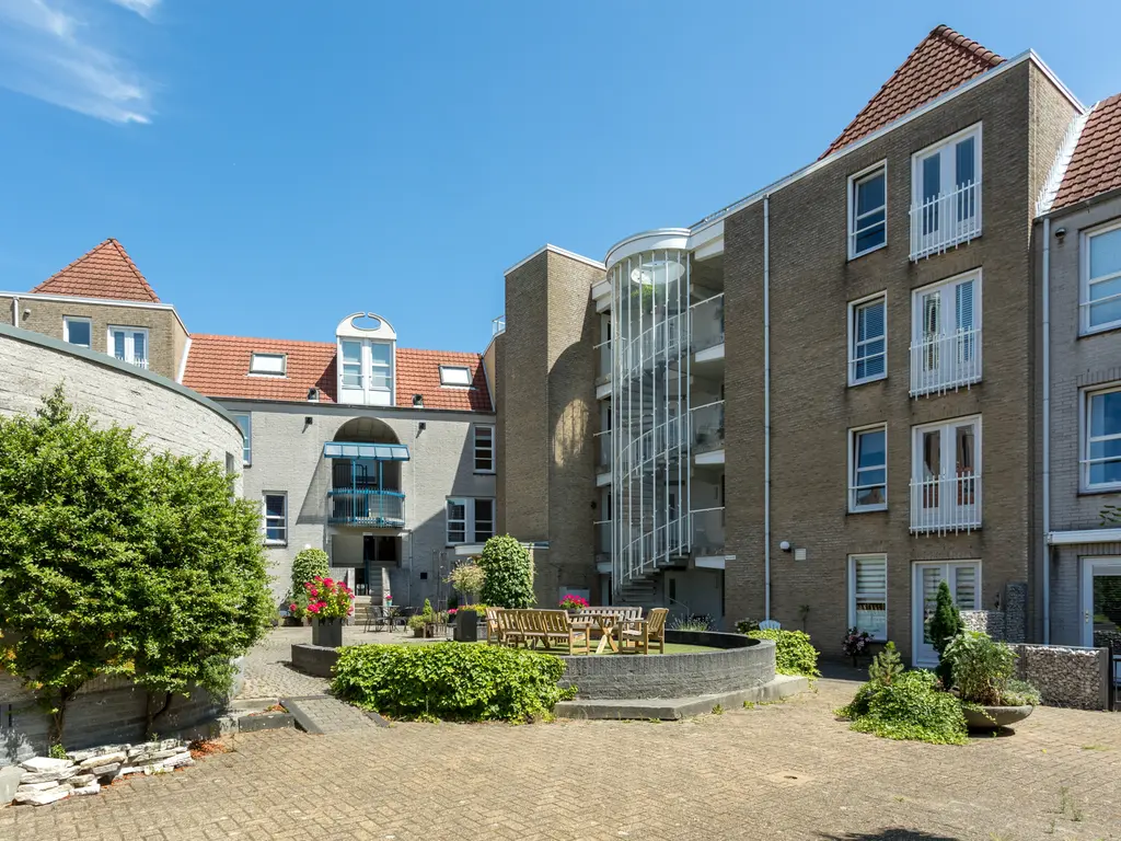 Hellingkade 7, MAASSLUIS