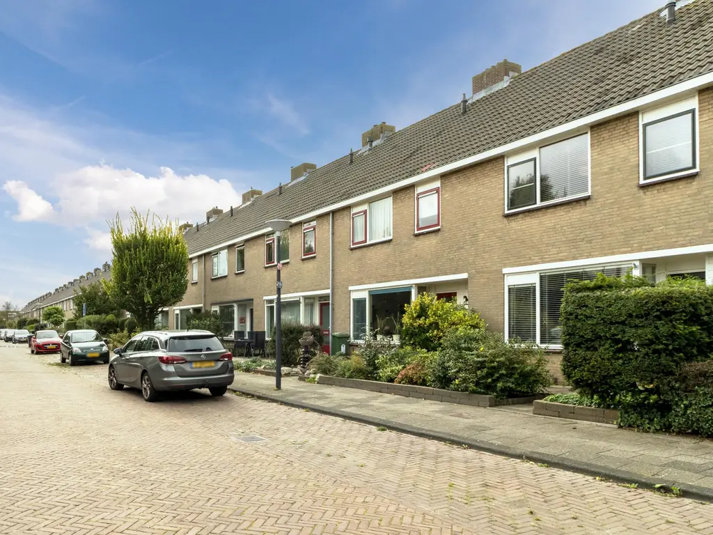 Plevierstraat 59, MAASSLUIS