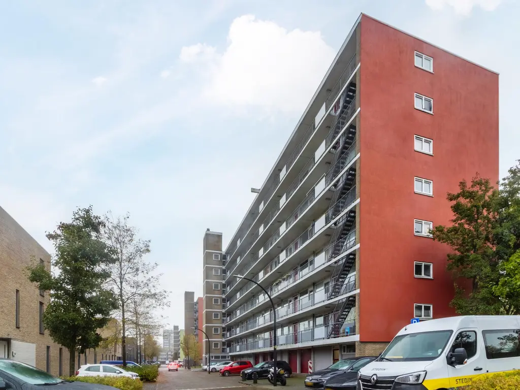 Sem Dresdenplein 143, SCHIEDAM