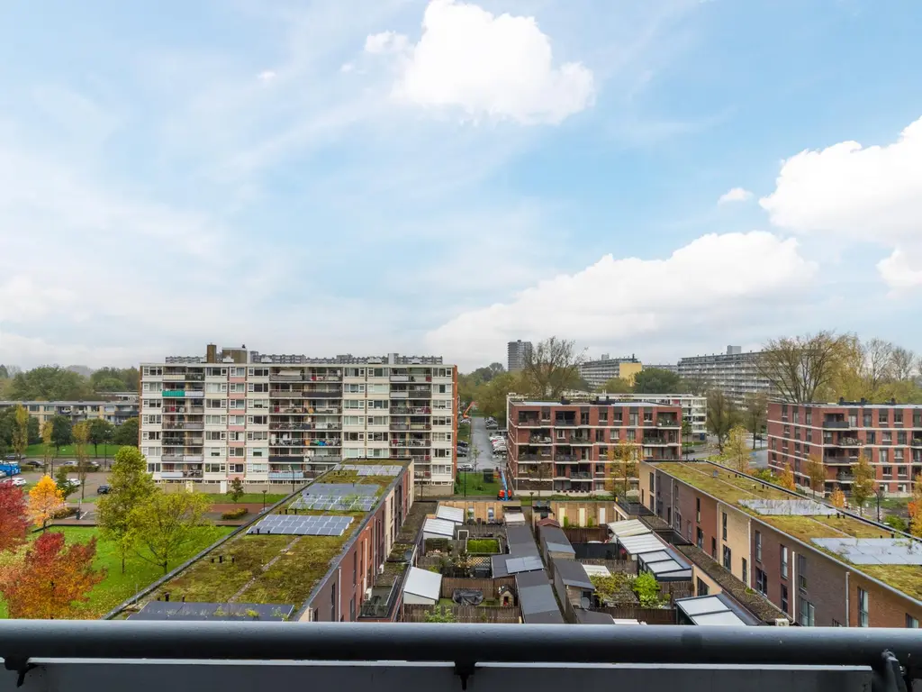 Sem Dresdenplein 143, SCHIEDAM