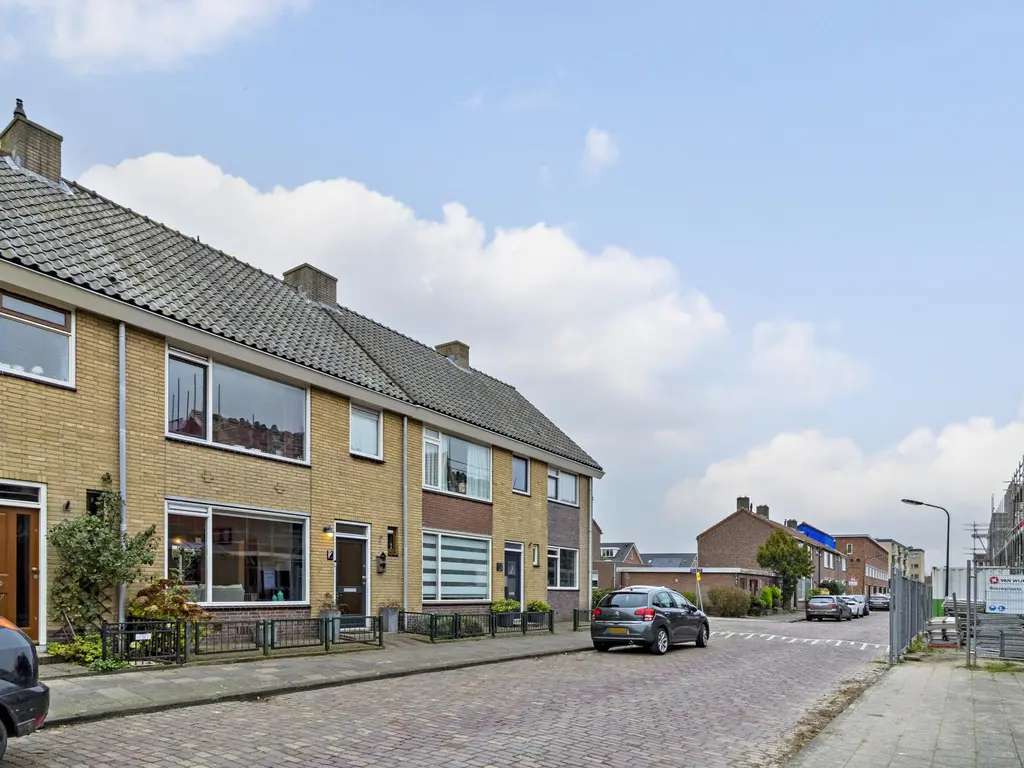 Mgr. W.M. Bekkerslaan 64, MAASSLUIS