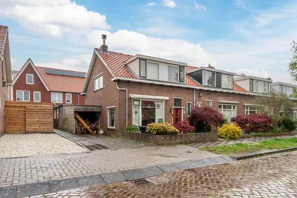 Wethouder Dijkshoornlaan 16
