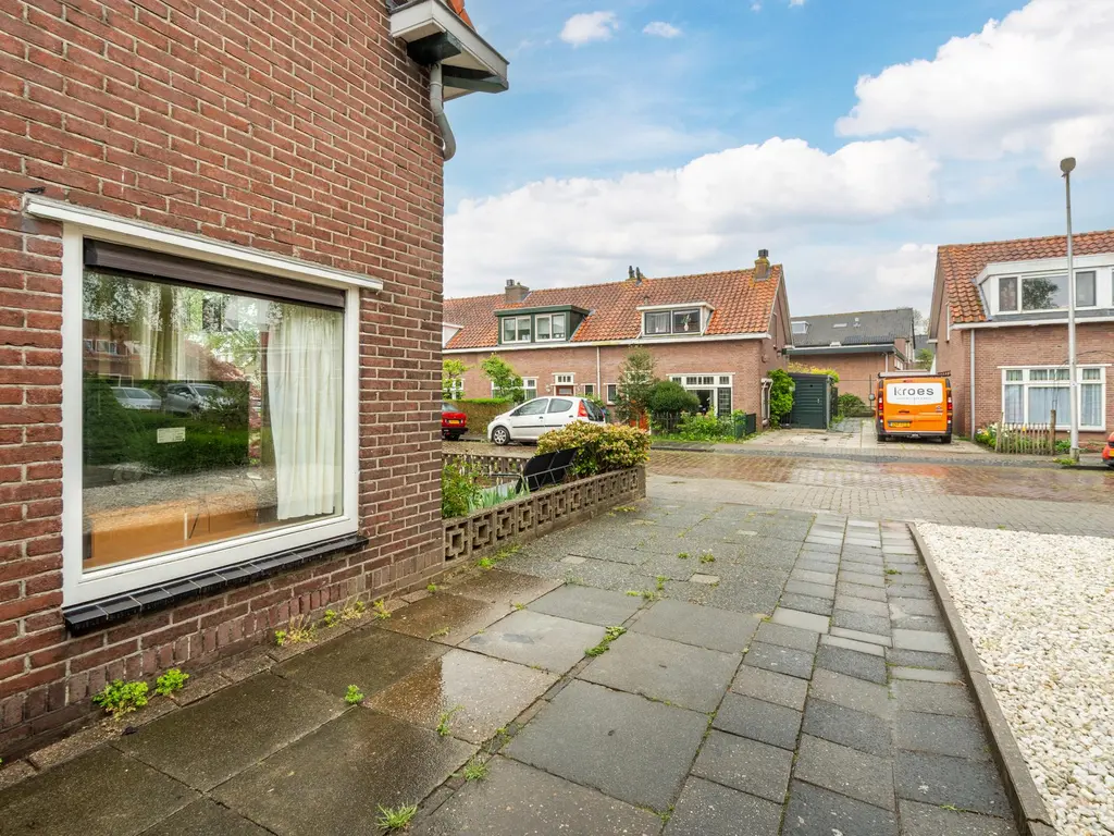 Wethouder Dijkshoornlaan 16, MAASLAND