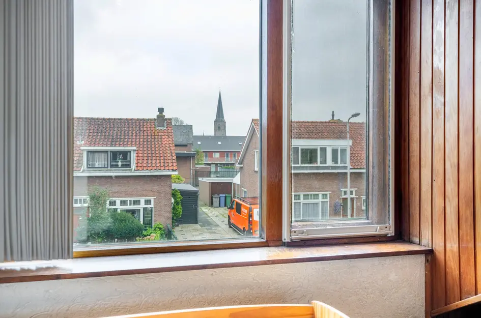 Wethouder Dijkshoornlaan 16