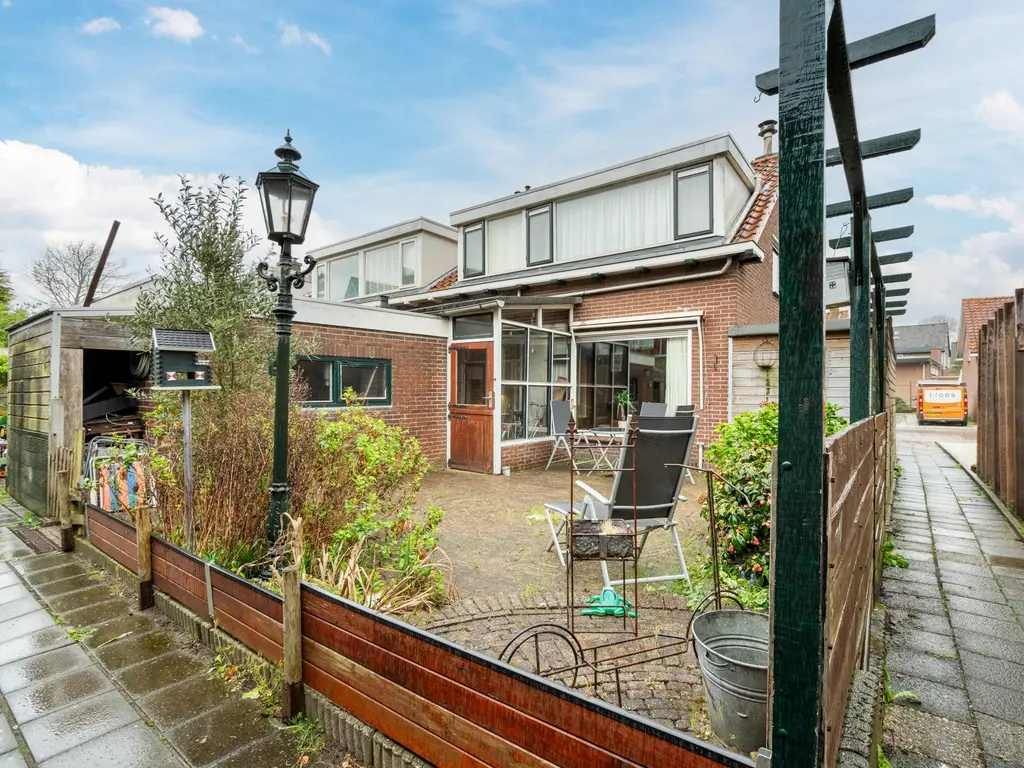 Wethouder Dijkshoornlaan 16, MAASLAND