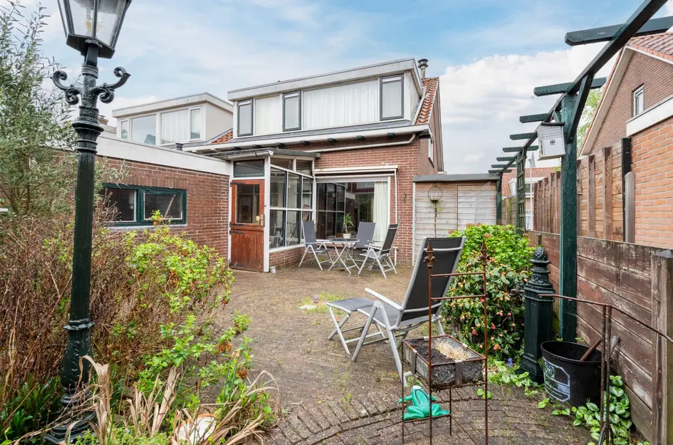 Wethouder Dijkshoornlaan 16
