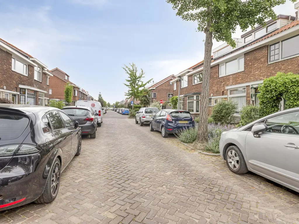 Rozenlaan 107, VLAARDINGEN