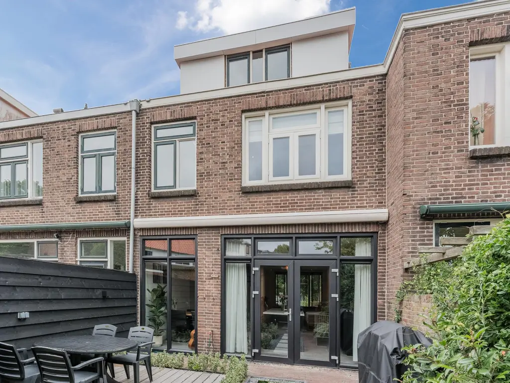 Koningin Wilhelminalaan 25, MAASSLUIS