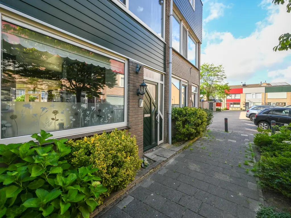 Berliozstraat 15, MAASSLUIS