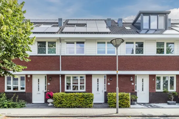 Burg. Rippingstraat 2C