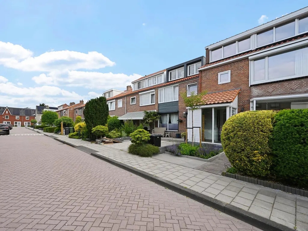 Henriette Roland Holststraat 19, MAASSLUIS
