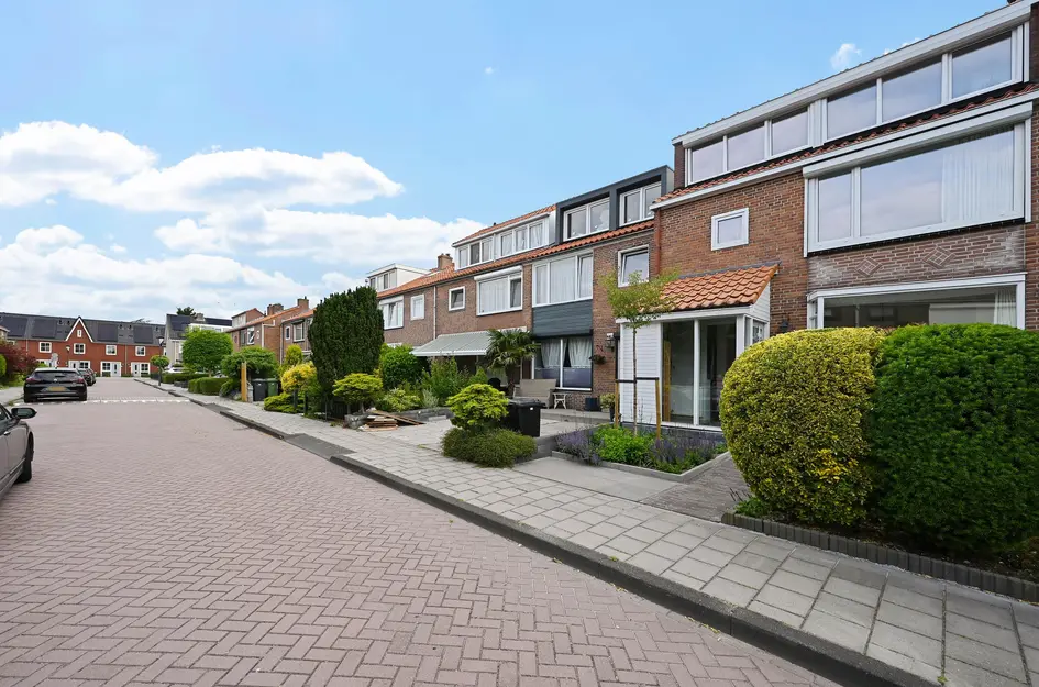 Henriette Roland Holststraat 19