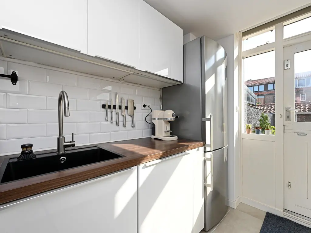 Henriette Roland Holststraat 19, MAASSLUIS