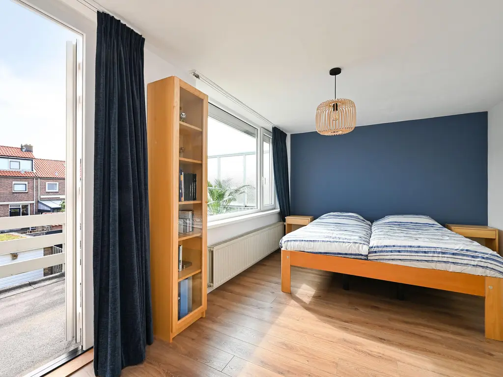 Henriette Roland Holststraat 19, MAASSLUIS