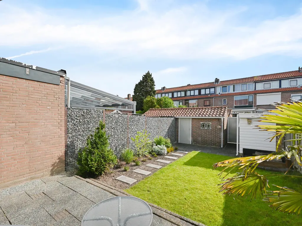 Henriette Roland Holststraat 19, MAASSLUIS